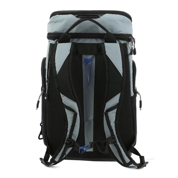 Titan Deep Freeze 26 Can Backpack Cooler Bag - Leak Proof Insulated Camping NEW - Picture 4 of 9
